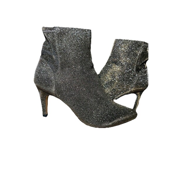 Eloquii Shoes - Eloquii silver platinum bling sparkly glitter Chelsea Ankle boots size 9 WIDE